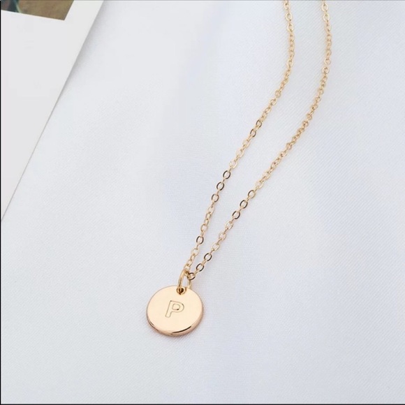 NEW DAINTY GOLD INITIAL PENDANT NECKLACE - Picture 3 of 4